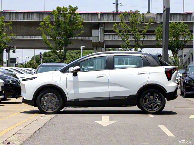 几何汽车 几何E 2022款 401KM 玲珑虎 4座 几何汽车 几何E 2022款 401KM 玲珑虎 4座