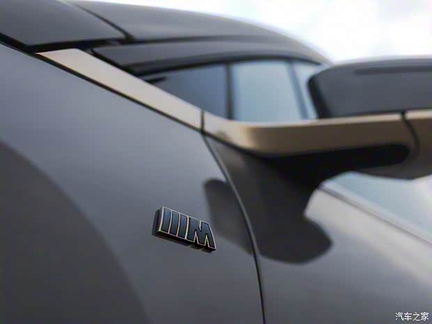 宝马(进口) 宝马iX 2022款 M60 欧洲版 宝马(进口) 宝马iX 2022款 M60 欧洲版