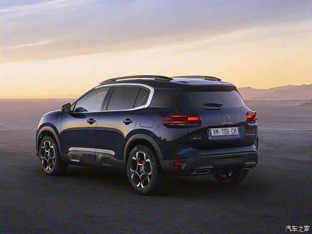 雪铁龙(进口) 雪铁龙C5 AIRCROSS新能源 2022款 hybrid 雪铁龙(进口) 雪铁龙C5 AIRCROSS新能源 2022款 hybrid