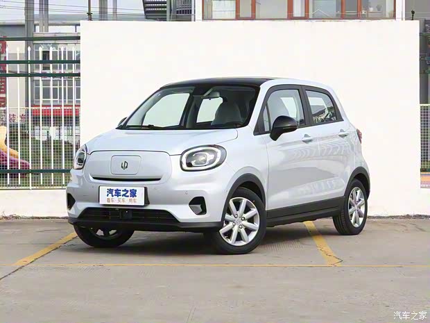 零跑汽车 零跑T03 2022款 星钻版 零跑汽车 零跑T03 2022款 星钻版