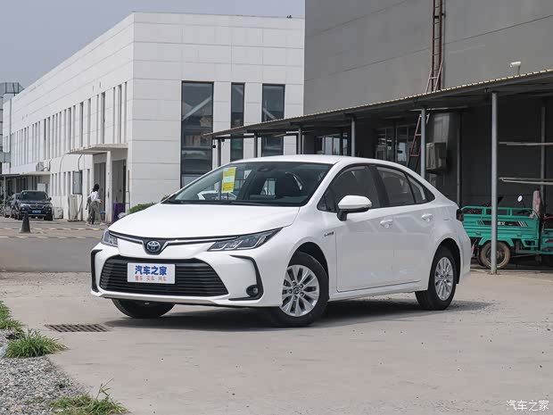 一汽丰田 卡罗拉 2022款 双擎 1.8L E-CVT先锋版 一汽丰田 卡罗拉 2022款 双擎 1.8L E-CVT先锋版