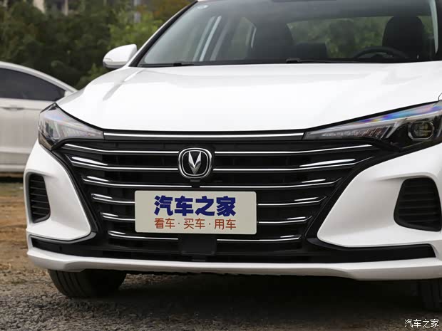 长安汽车 逸动 2020款 PLUS 百万版 1.6L GDI CVT豪华型