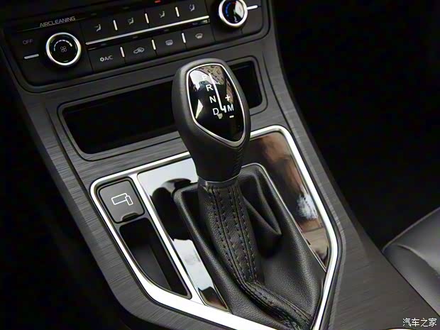 吉利汽车 远景 2020款 1.5L CVT尊贵型