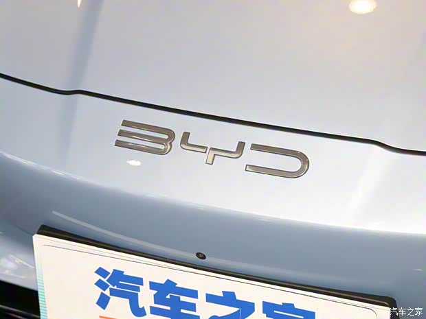 比亞迪 海豹 2022款 650km 四驅(qū)性能版
