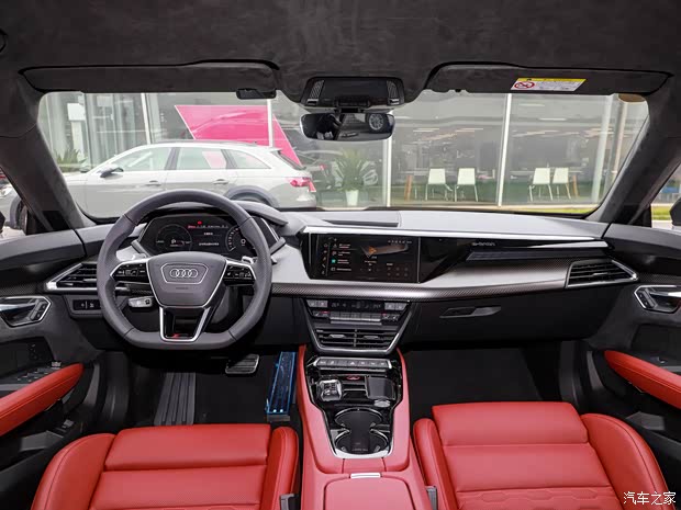 Audi Sport 奧迪RS e-tron GT 2023款 基本型