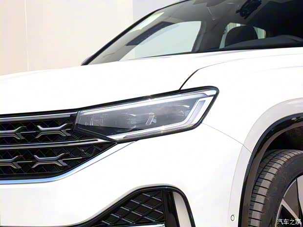 一汽-大眾 探岳X 2023款 380TSI 四驅(qū)旗艦智慧版