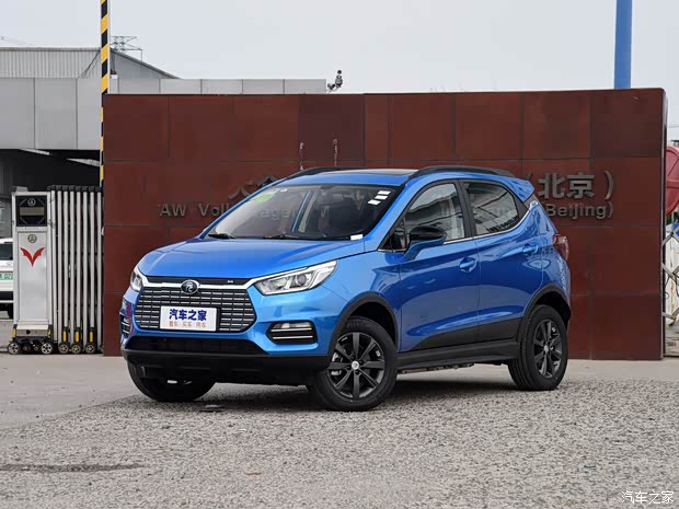 比亞迪 元新能源 2018款 EV360 智聯(lián)炫酷型