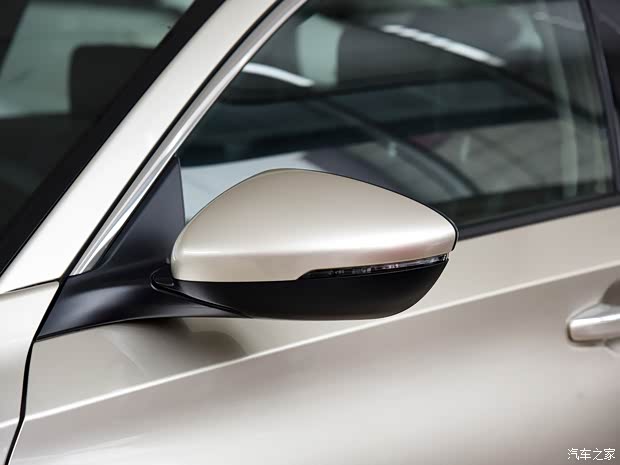 东风本田 INSPIRE 2018款 低配版