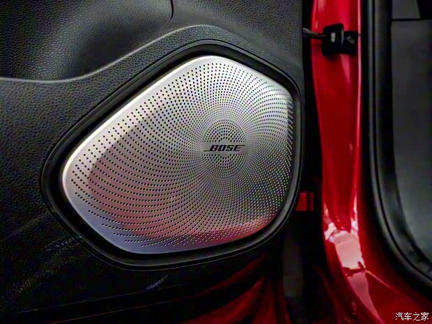 上汽集团 名爵HS 2018款 30T 自动Trophy四驱超级运动互联网版