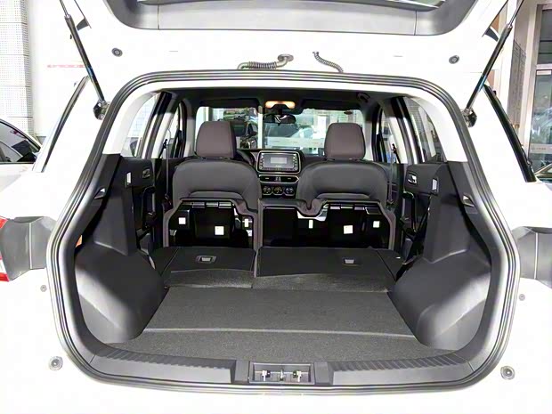 廣汽乘用車(chē) 傳祺GS4 2018款 200T 手動(dòng)兩驅(qū)舒適版