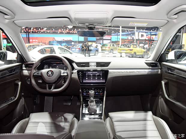 上汽大众斯柯达 速派 2021款 TSI380 DSG旗舰版