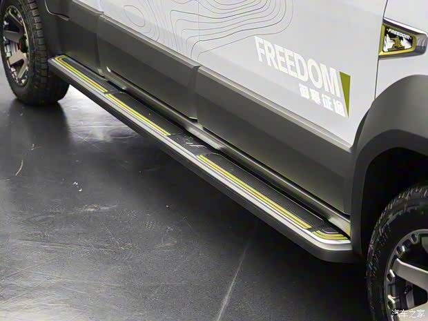 上汽通用五菱 五菱征途 2021款 御寒征途版