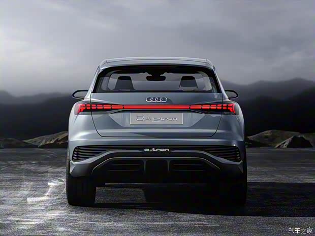 奥迪(进口) 奥迪Q4新能源(进口) 2019款 e-tron概念车 奥迪(进口) 奥迪Q4新能源(进口) 2019款 e-tron概念车