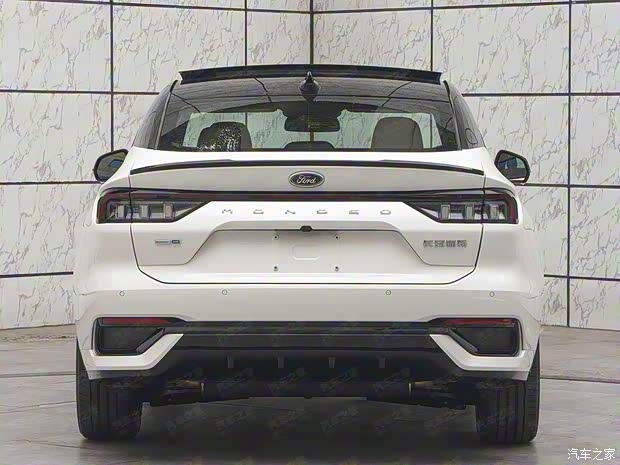 长安福特 蒙迪欧 2022款 基本型 长安福特 蒙迪欧 2022款 基本型