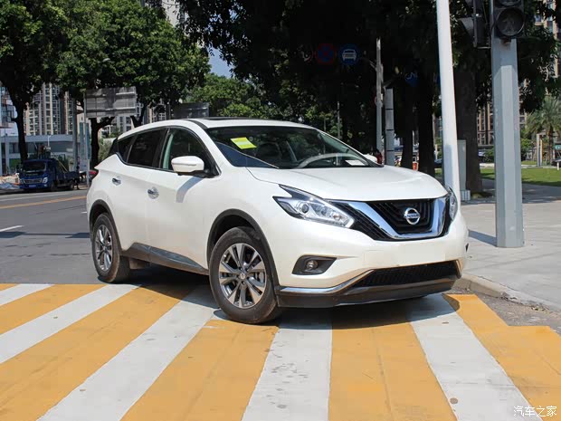 東風(fēng)日產(chǎn) 樓蘭 2019款 2.5L XL 兩驅(qū)智聯(lián)領(lǐng)先版