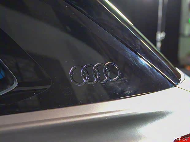 上汽奧迪 奧迪Q6 2022款 50 TFSI 基本型