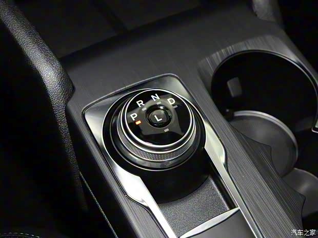 長(zhǎng)安福特 福克斯 2019款 三廂 EcoBoost 125 自動(dòng)鋒潮型 國(guó)VI