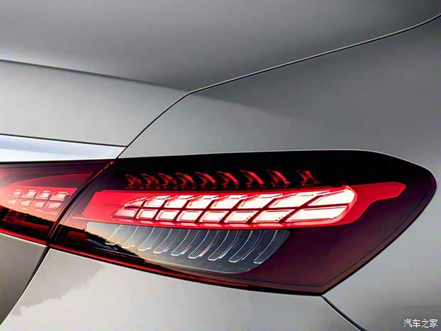 奔驰(进口) 奔驰E级(进口) 2021款 基本型 奔驰(进口) 奔驰E级(进口) 2021款 基本型