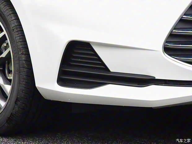 比亞迪 秦Pro 2020款 超越版 高配