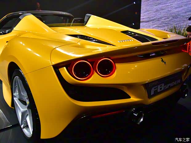 法拉利 法拉利F8 2020款 Spider 3.9T V8