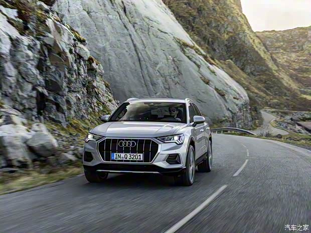 奧迪(進(jìn)口) 奧迪Q3(進(jìn)口) 2019款 基本型