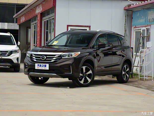 广汽乘用车 传祺GS4 2019款 270T 手动两驱豪华版