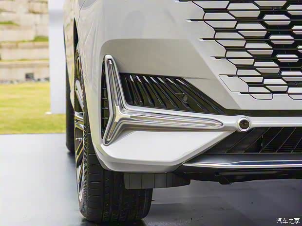 長(zhǎng)安汽車 長(zhǎng)安UNI-K 2021款 UNI量產(chǎn)版