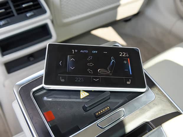 一汽-大众奥迪 奥迪A6L 2019款 55TFSI quattro 豪华致雅型