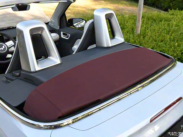 上汽通用五菱 宏光MINIEV 2022款 敞篷版 上汽通用五菱 宏光MINIEV 2022款 敞篷版