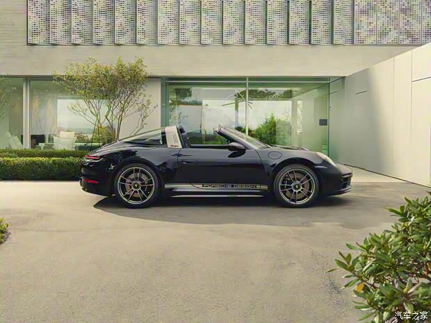 保時捷 保時捷911 2022款 Targa 4 GTS Edition 50 Years Porsche Design