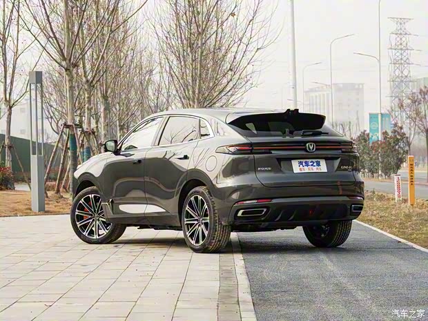 长安汽车 长安UNI-K新能源 2022款 蓝鲸iDD 1.5T 尊贵型 长安汽车 长安UNI-K新能源 2022款 蓝鲸iDD 1.5T 尊贵型