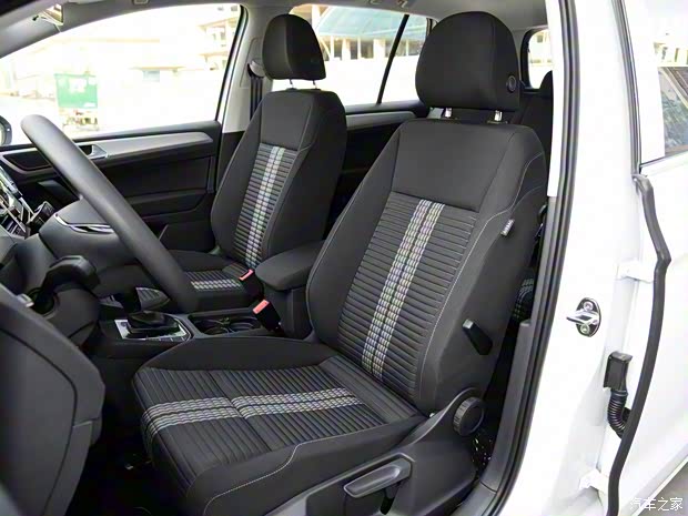 一汽-大眾 高爾夫·嘉旅 2019款 1.6L 自動純真型 國V