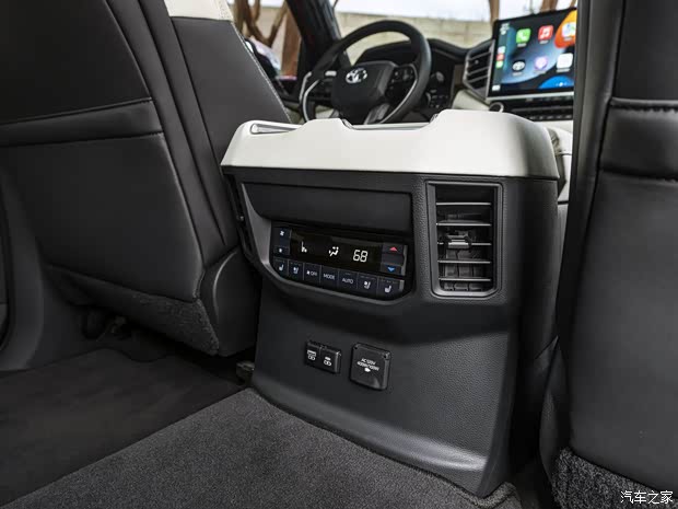 丰田(进口) 红杉 2023款 Capstone 丰田(进口) 红杉 2023款 Capstone