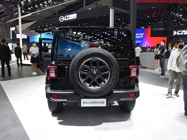 Jeep(进口) 牧马人 2021款 2.0T 80周年纪念版 Jeep(进口) 牧马人 2021款 2.0T 80周年纪念版