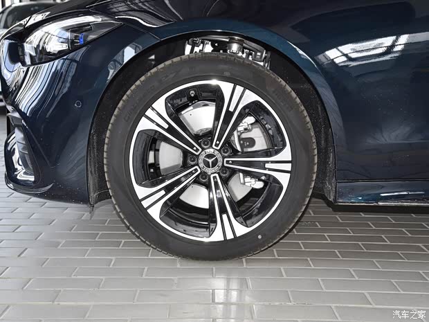 北京奔驰 奔驰C级 2022款 C 260 L 运动皓夜版