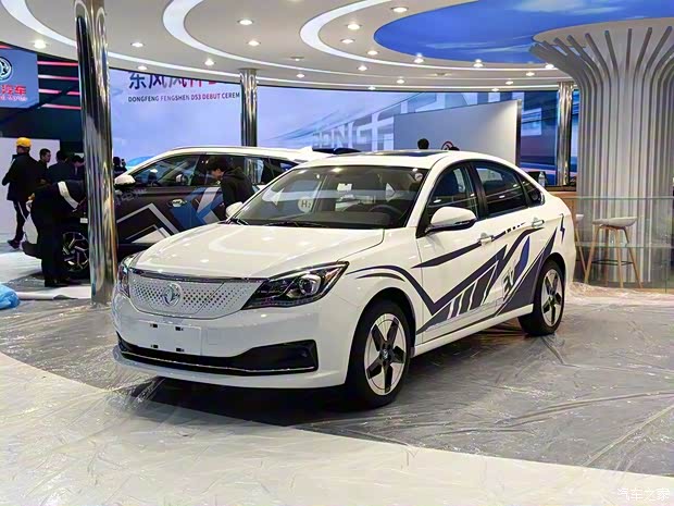 东风乘用车 东风风神E70 2019款 改款 500 基本型 东风乘用车 东风风神E70 2019款 改款 500 基本型