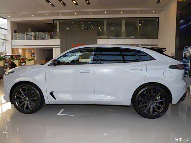 長(zhǎng)安汽車 長(zhǎng)安UNI-K 2021款 UNI量產(chǎn)版