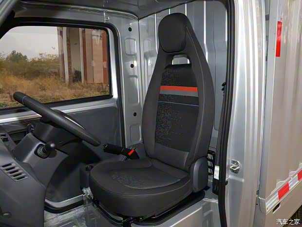 上汽通用五菱 五菱E10 2022款 基本型