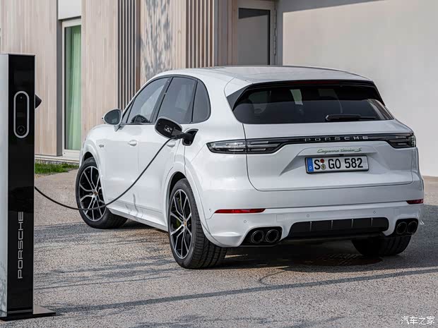 保时捷 Cayenne新能源 2020款 Cayenne Turbo S E-Hybrid 4.0T 保时捷 Cayenne新能源 2020款 Cayenne Turbo S E-Hybrid 4.0T