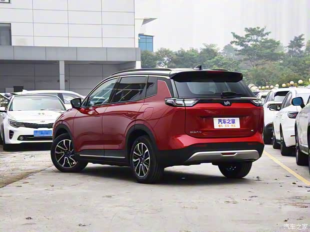 威馬汽車 威馬W6 2021款 520km PRO全能版