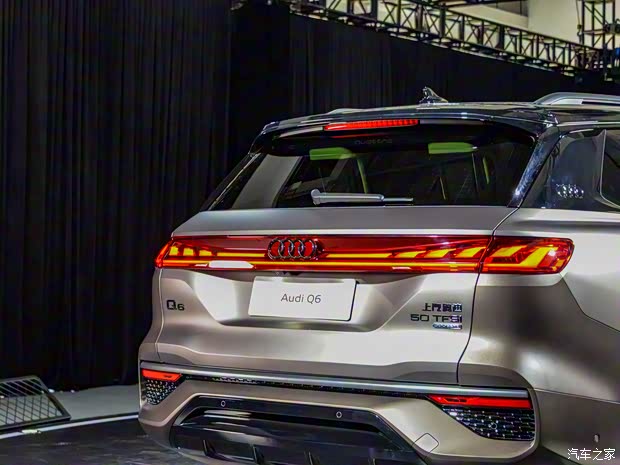 上汽奧迪 奧迪Q6 2022款 50 TFSI 基本型