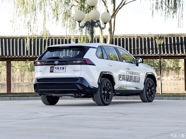 廣汽豐田 威蘭達 2022款 雙擎 2.5L E-CVT兩驅騎士版