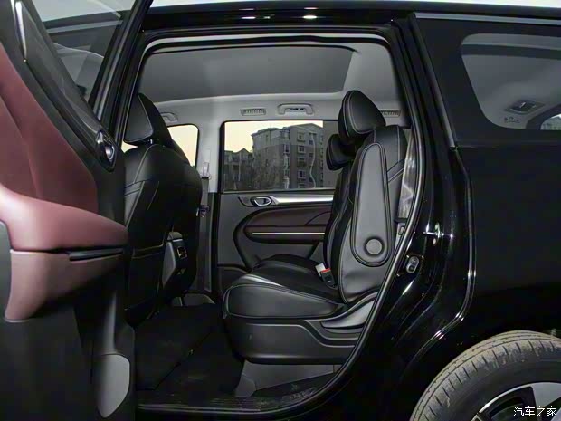 广汽乘用车 传祺M6 2021款 PRO 270T 自动尊享版