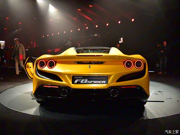 法拉利 法拉利F8 2020款 Spider 3.9T V8
