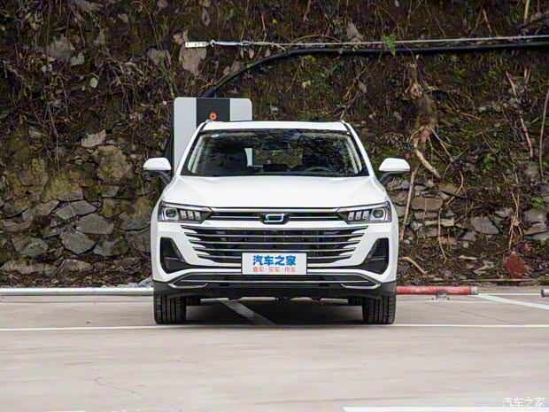 一汽奔騰 奔騰T77 2022款 基本型