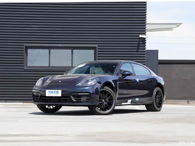 保时捷 Panamera 2023款 Panamera 4 行政加长铂金版 2.9T