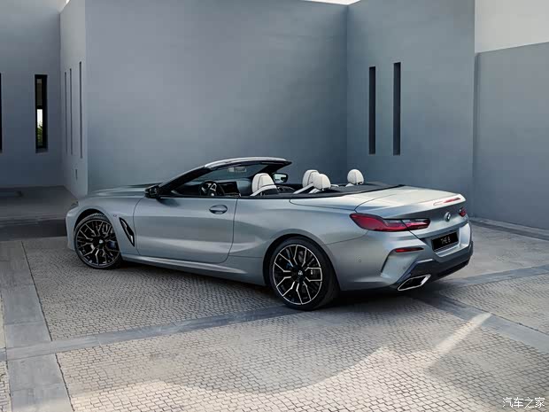 宝马(进口) 宝马8系 2022款 840i 敞篷轿跑车 M运动套装 宝马(进口) 宝马8系 2022款 840i 敞篷轿跑车 M运动套装