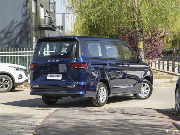 北京汽车制造厂 王牌M7 2023款 1.6L 标轴创享型 7座 北京汽车制造厂 王牌M7 2023款 1.6L 标轴创享型 7座