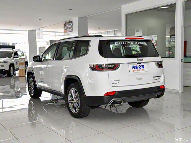 广汽菲克Jeep 指挥官 2018款 2.0T 四驱臻享版