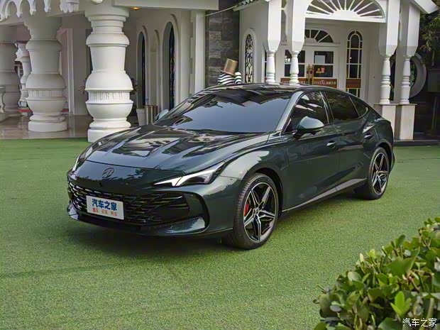 上汽集团 MG7 2022款 试装车 上汽集团 MG7 2022款 试装车